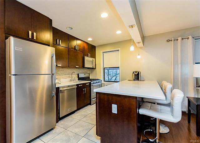 1st image of 1 Fisher Dr APT 515