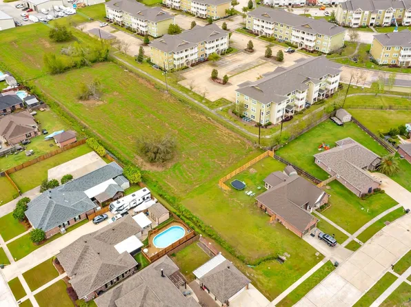 250 Windsong Way, Houma, LA 70360