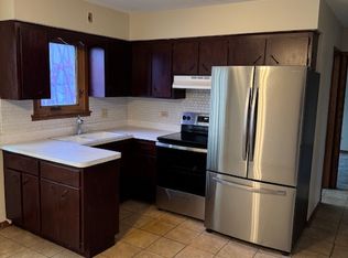 9035 W Cermak Rd APT 6, Riverside, IL 60546