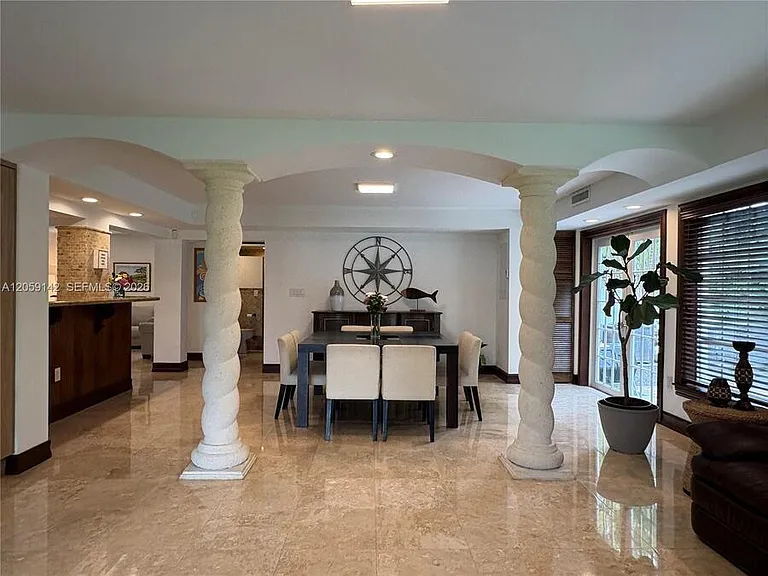 6610 SW 104th Ct — Photo 30