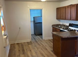 1204 1/2 N School St, Augusta, KS 67010
