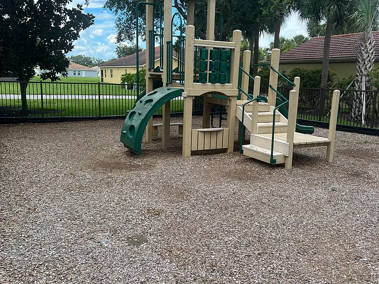 9114 Aegean Cir — Photo 27
