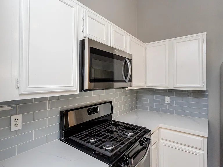 5115 Beaverhollow Dr — Photo 7