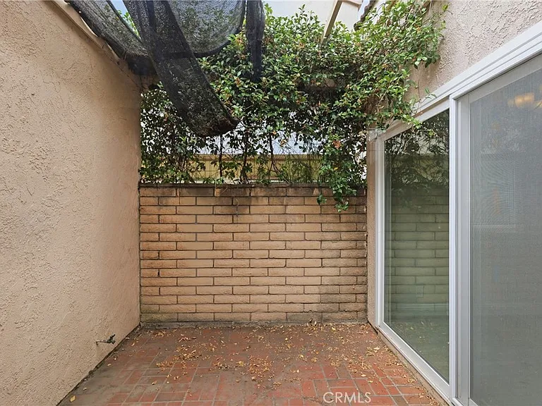 62 Willow Tree Ln — Photo 16