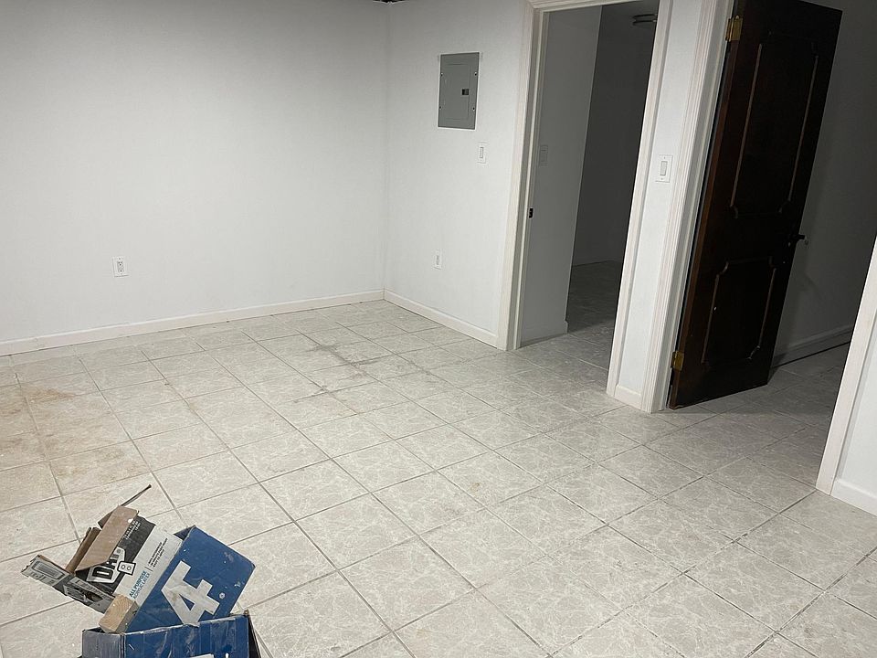2nd image of 52-51 72nd Pl #B