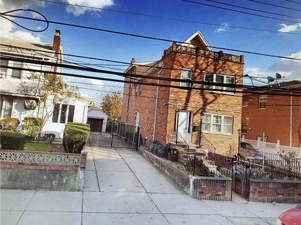 4373 163rd St, Flushing, NY 11358