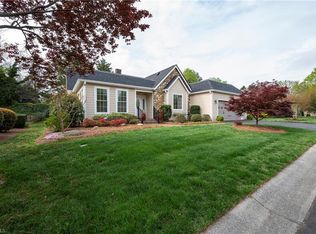 128 Laurel Pl, Bermuda Run, NC 27006