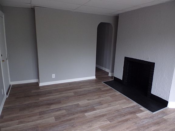 5th image of 326 Elmwood Ave #3