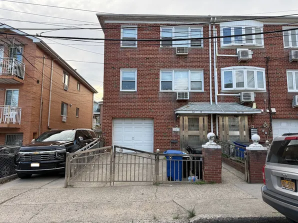 6118 170th St Floor 3, Fresh Meadows, NY 11365