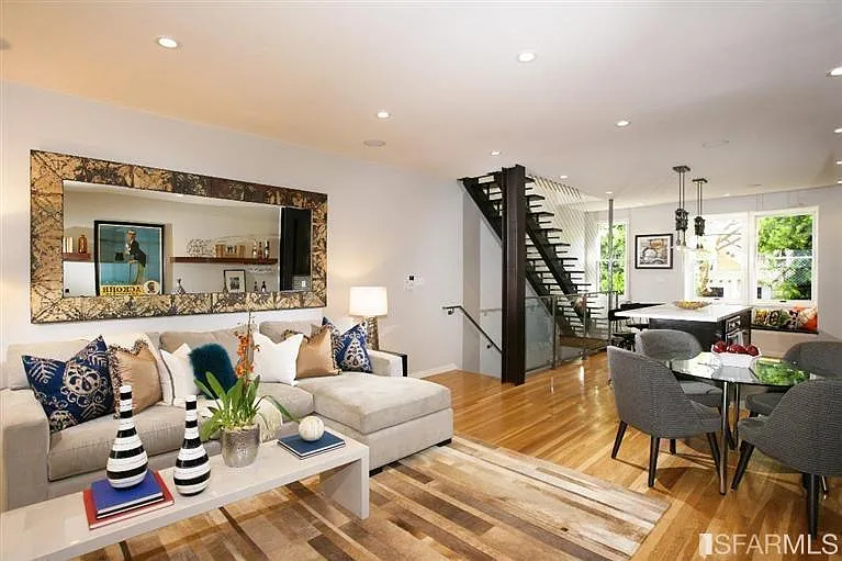 2 bed, 1394 sqft, $8,500 — Photo 2