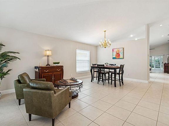 5th image of 353 Bay Arbor Blvd