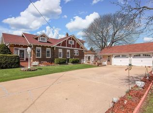 354 Wyoming Ave, Paw Paw, IL 61353