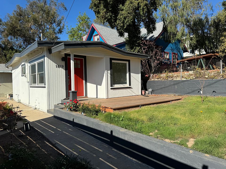 1st image of 1819 N Alvarado St #1819