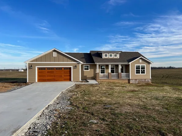 103 Boones Creek Rd, Lancaster, KY 40444