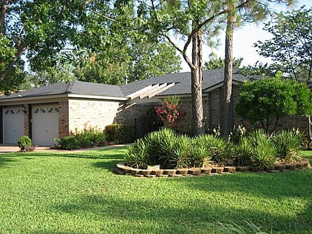 1st image of 3234 Pheasant Dr