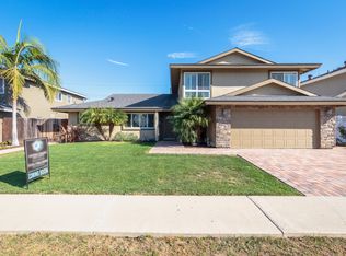 2738 Lorenzo Ave, Costa Mesa, CA 92626