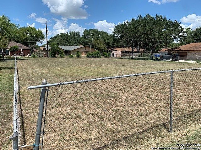 2nd image of 3111 Shane Rd