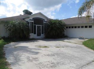 481 Avocado Ave, Sebastian, FL 32958