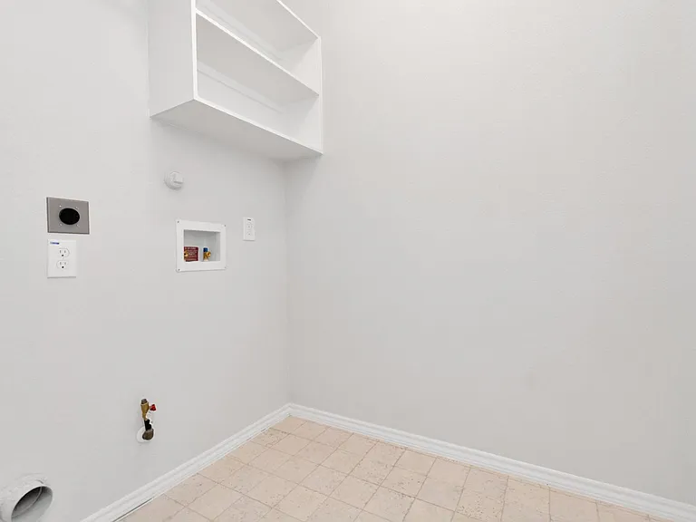 3443 Hughes Meadow Way — Photo 15