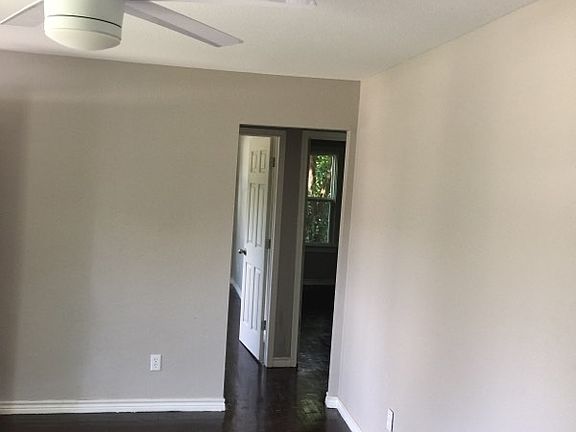 3rd image of 224 W Davilla Ave