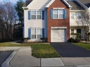 29 Painted Wagon Rd, Holmdel, NJ 07733