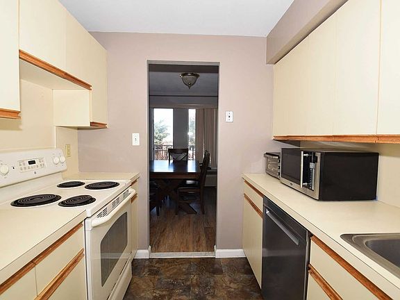 3rd image of 235 Park Ave APT 103