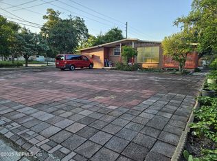 6672 Banbury Rd, Jacksonville, FL 32211