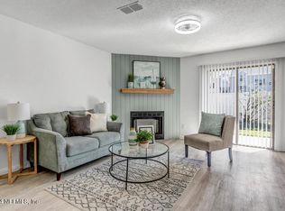 8300 Plaza Gate Ln APT 1183, Jacksonville, FL 32217