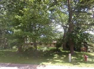 2619 Gershwin Ave N, Oakdale, MN 55128