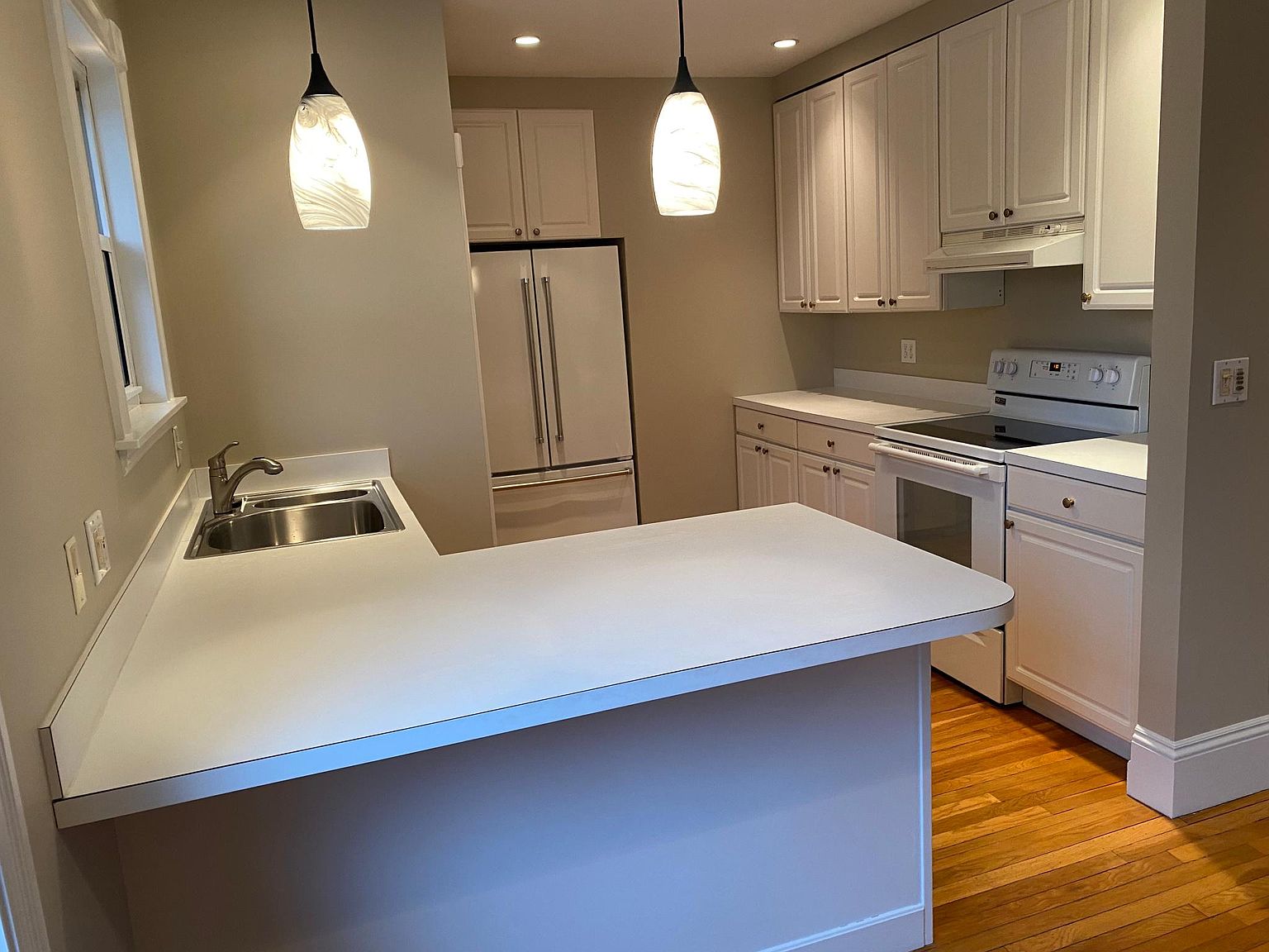 40 Conant St APT 3, Danvers, MA 01923 Zillow