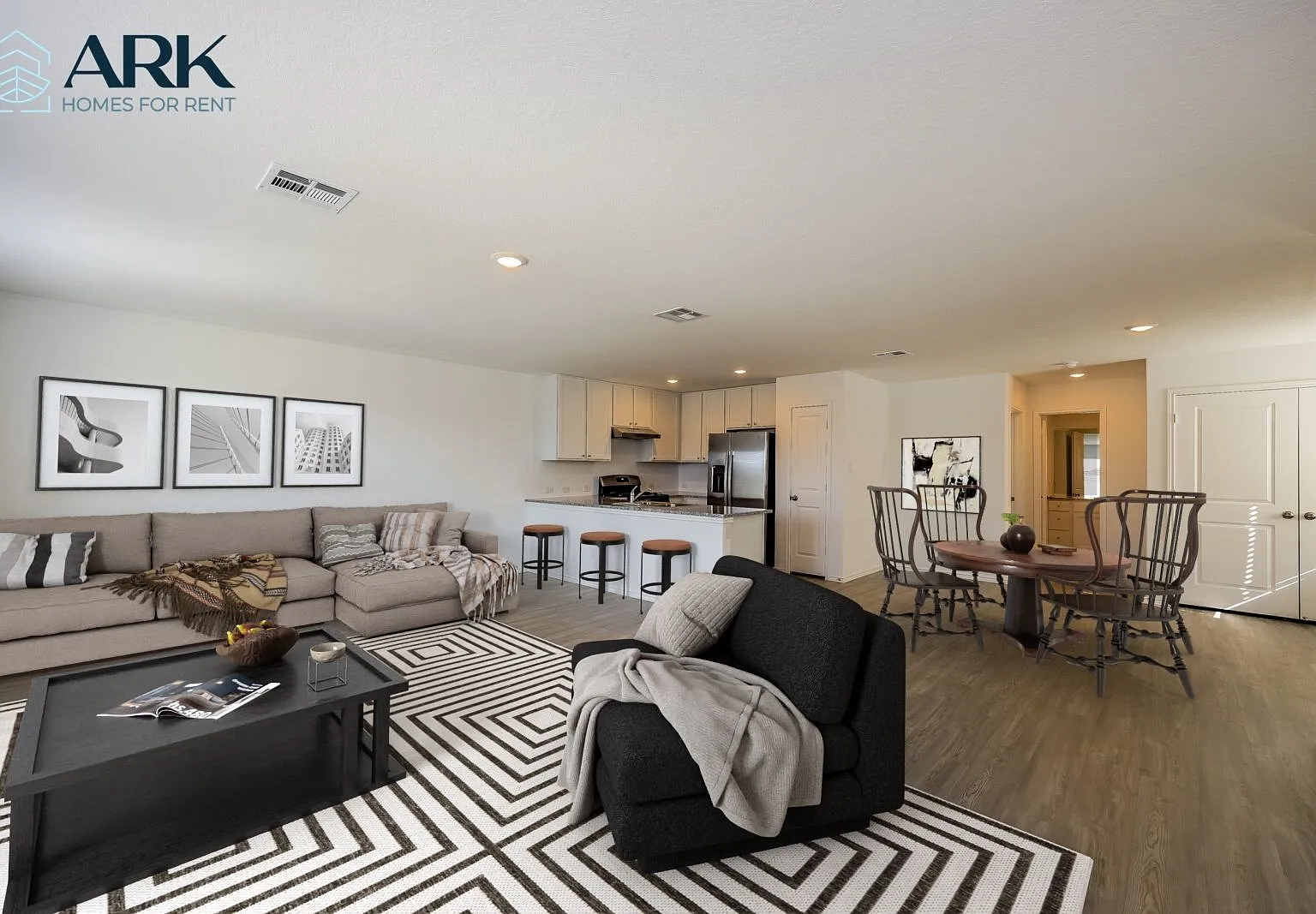 4 bed, 2.0 bath, 1880 sqft, $1,499 — Photo 3