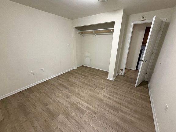 4th image of 42 Commerce St #B1