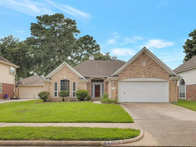 16115 Charter Rock Dr — Photo 1
