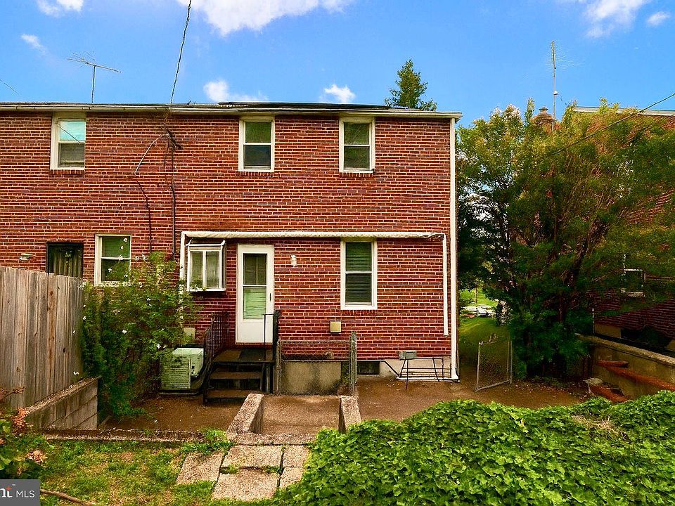 2nd image of 2107 Echodale Ave