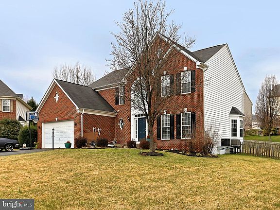 3rd image of 5925 Coiner House Pl