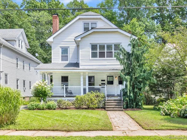 152 Maplewood Avenue, West Hartford, CT 06119