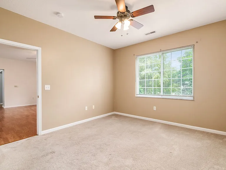 8057 Cranes Crossing Dr — Photo 25