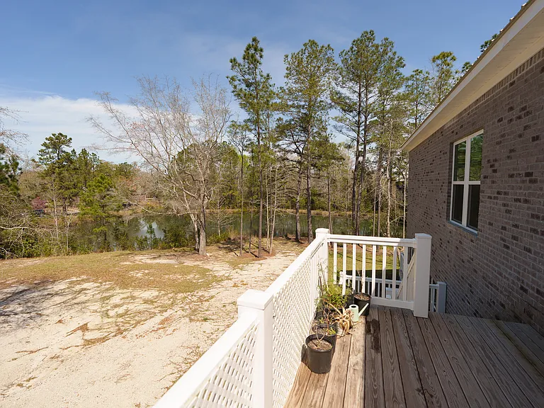 60 Madison Dr — Photo 38
