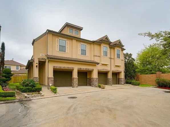 2906 Royal Oaks Crst, Houston, TX 77082