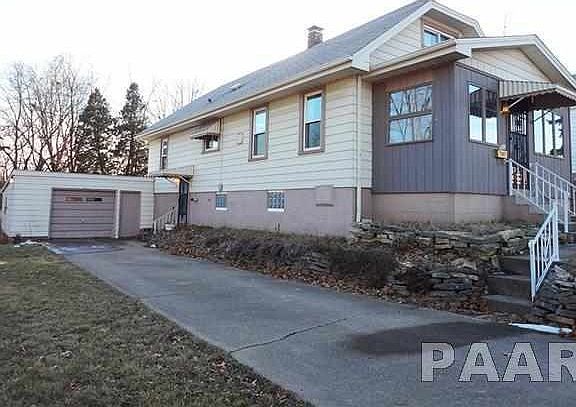 3rd image of 1522 E Paris Ave