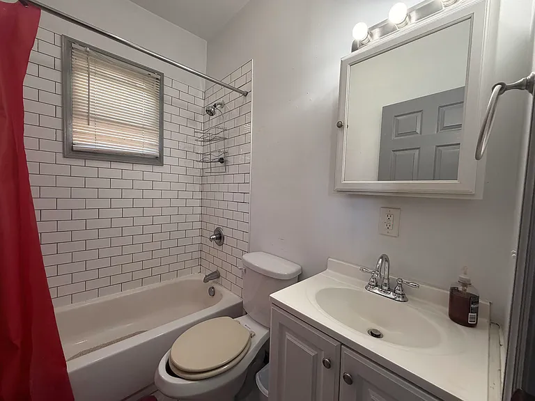 35 Dwight St #2 — Photo 6