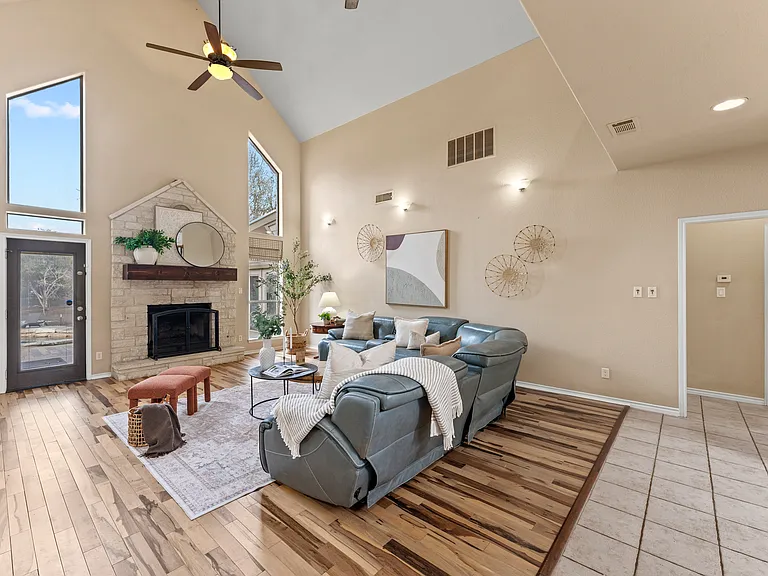 1060L Great Oaks — Photo 10