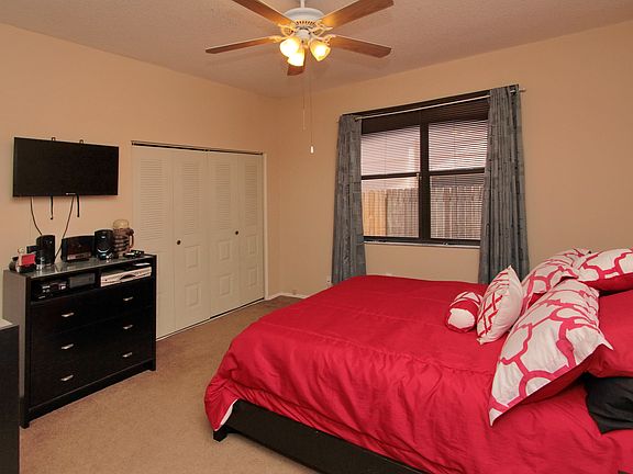 5th image of 4702 Breeze Ave
