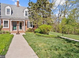 3305 S Wakefield St #A, Arlington, VA 22206