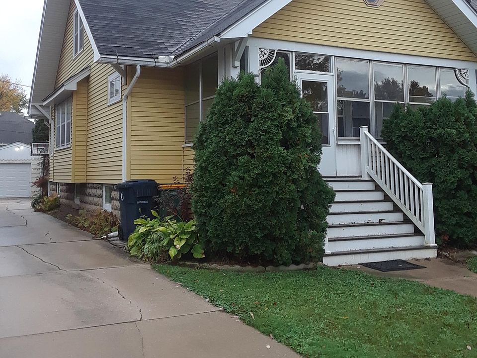 1st image of 467 S Park Ave
