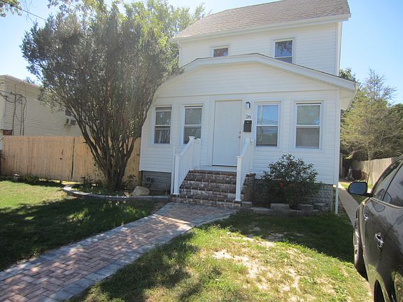 2nd image of 26 Locust Dr