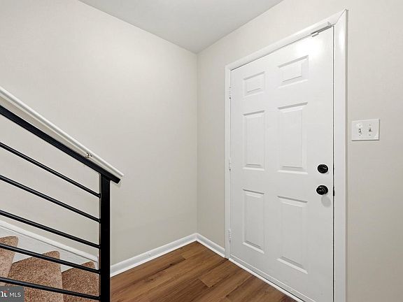 4th image of 15011 Cherrydale Dr