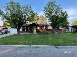 608 Meadow Dr, Emmett, ID 83617