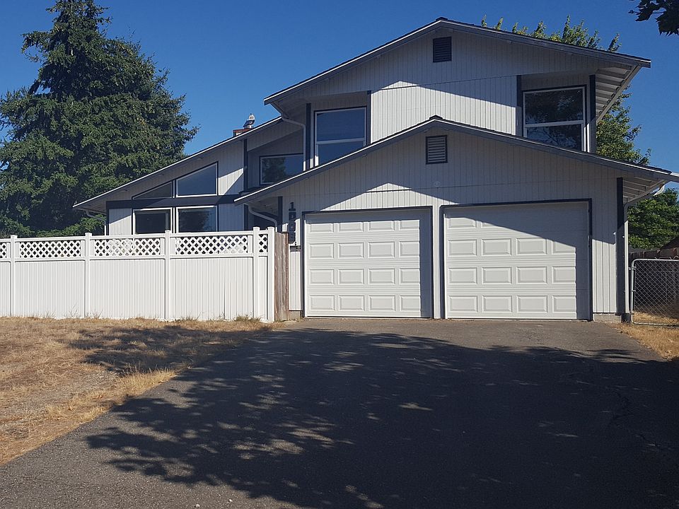 1st image of 1008 Deerbrush Dr SE