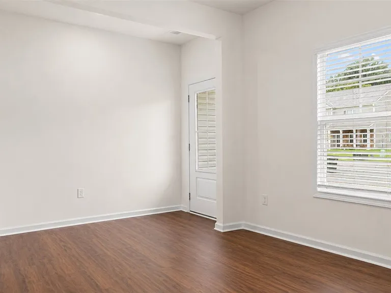 5581 Wildlife Cir — Photo 3